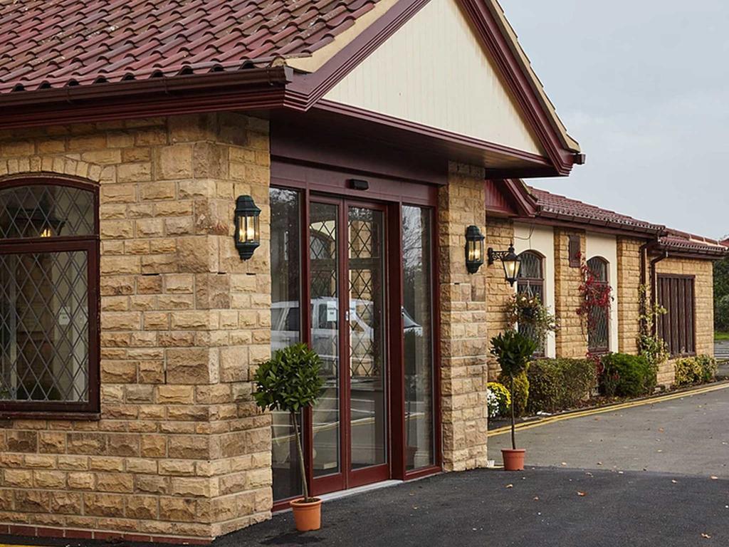 The Humber Bridge Hotel Barton-upon-Humber Exterior foto